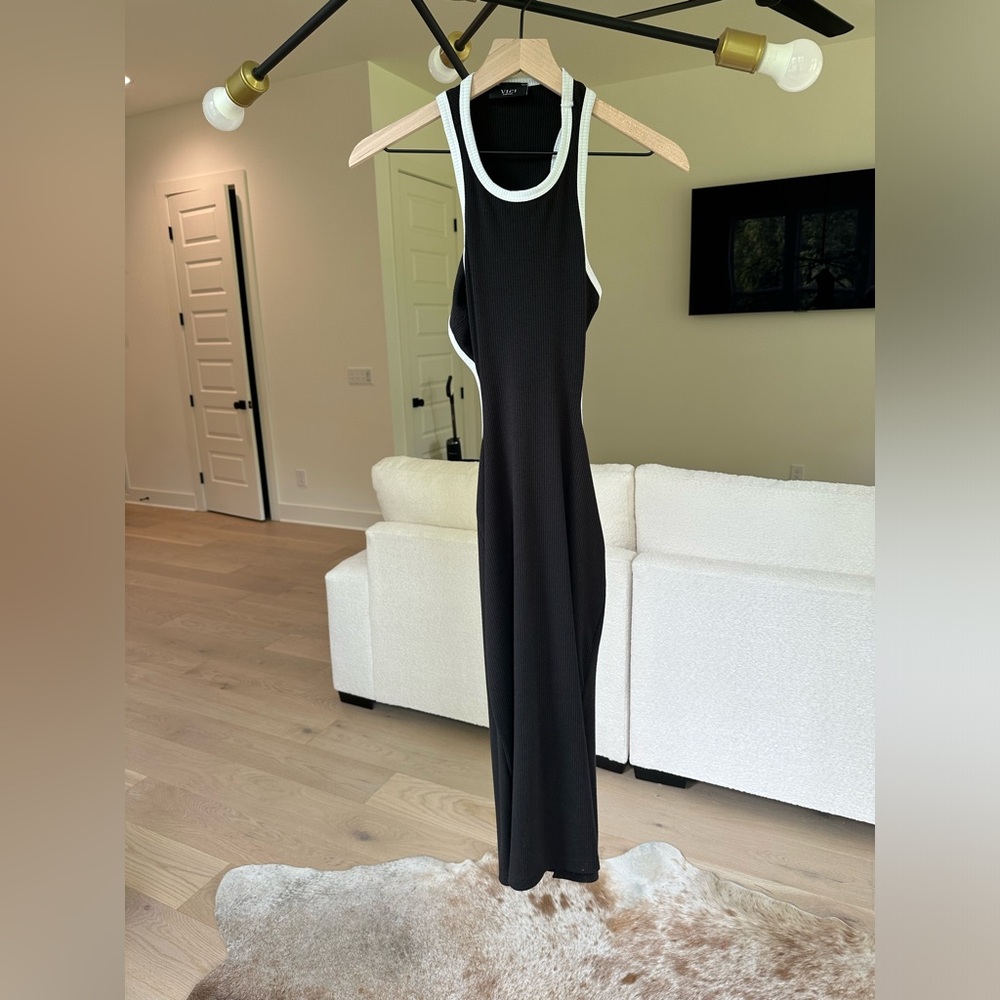 Vici cutout midi dress size small